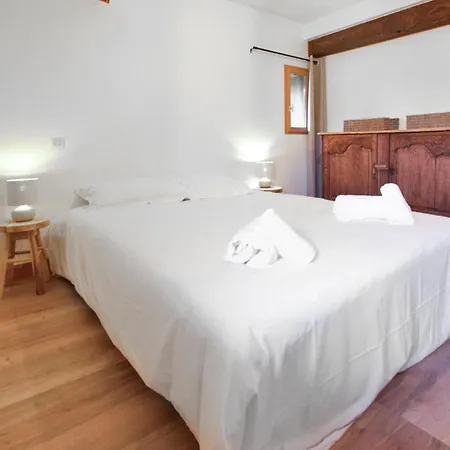 Beautiful Home In Saint-Andre D'Hebertot With Wifi